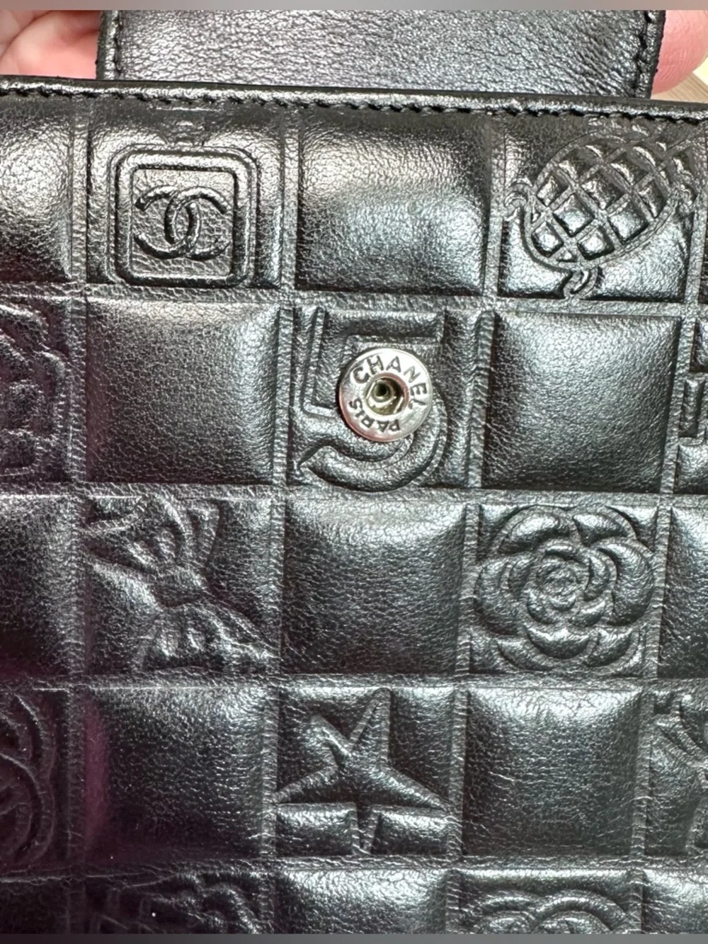 🖤Chanel Lucky Charms Black Leather Continental Wallet with COA